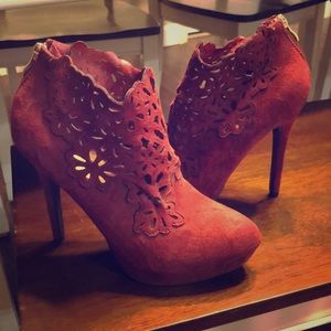 Paprika stiletto pumps